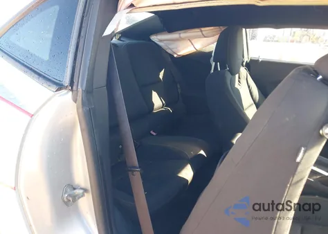 2014 Chevrolet Camaro 1Lt z USA, uszkodzony, nr VIN 2G1FB1E36E9233030